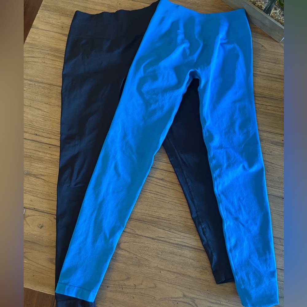 Like New! Bundle Of 2 Aurola Woman’s High Waisted Women's Blue/Black Leggings!